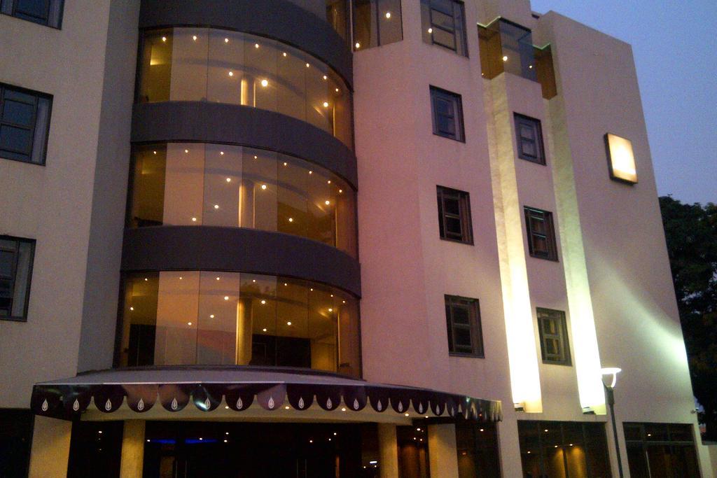 Hotel Royal Kinshasa Bagian luar foto
